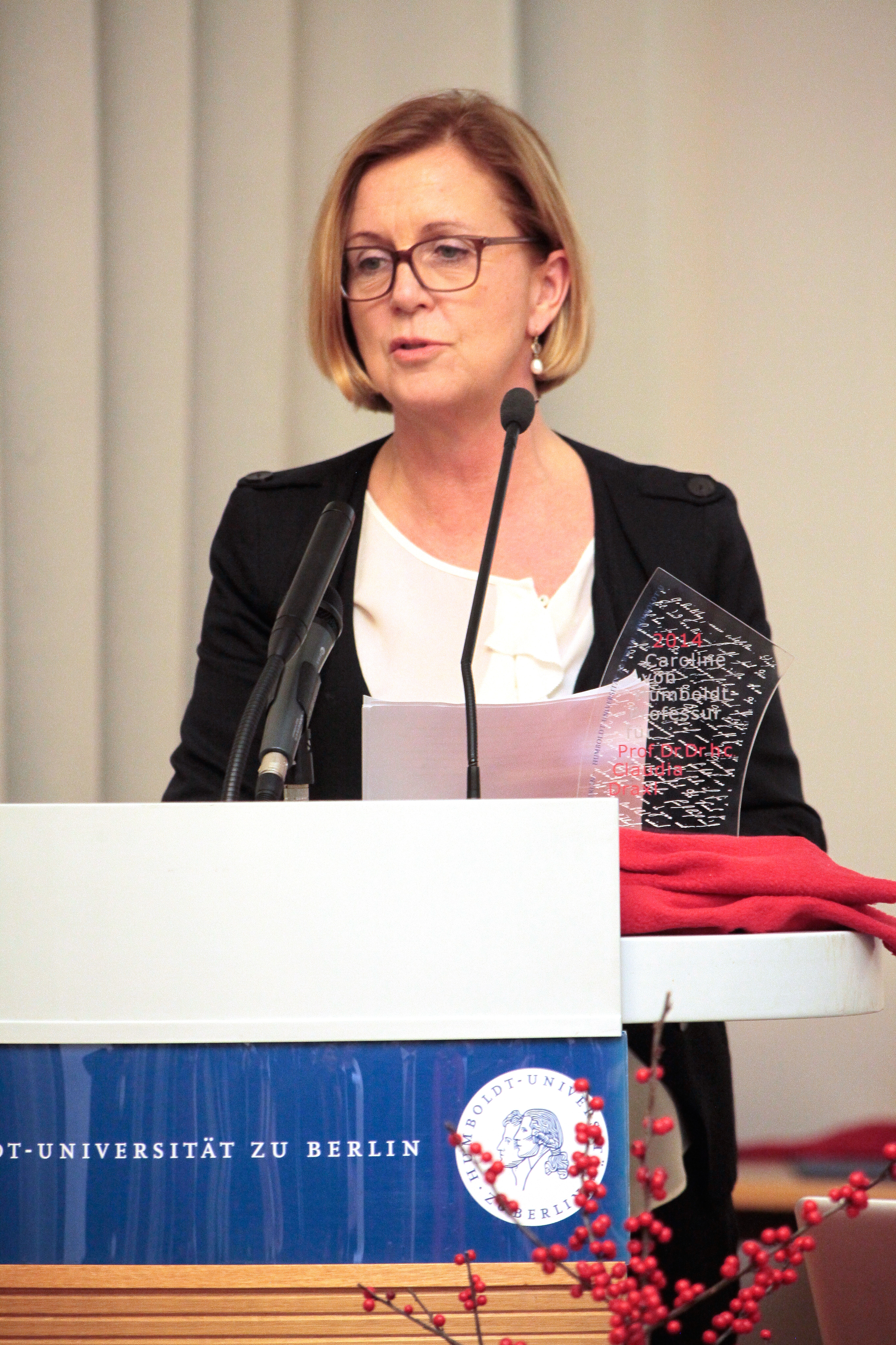 Caroline von Humboldt-Professur an Claudia Draxl